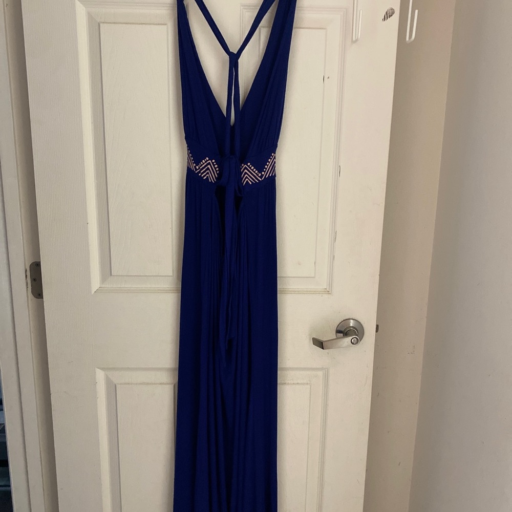 Long Hinano dress.
